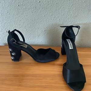 Steve Madden Starburst Satin Heels